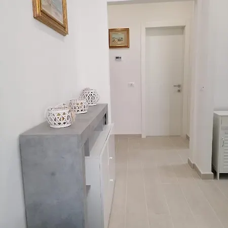 公寓 La Casa Dei Limoni 斯培西亚