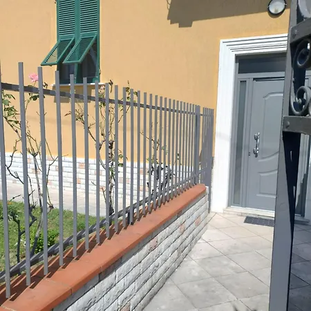 La Casa Dei Limoni * Λα Σπέτσια